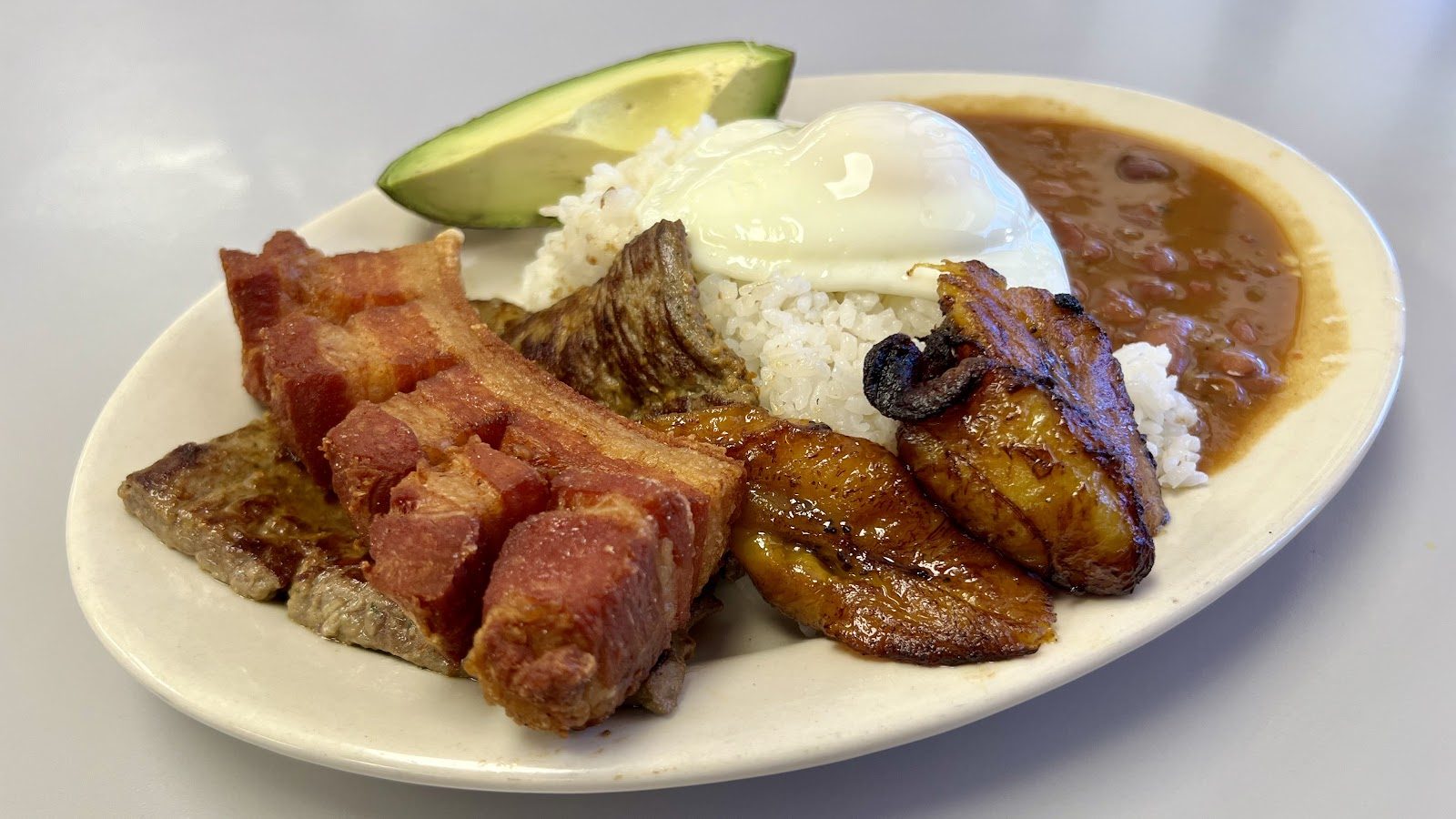 Bandeja paisa plate